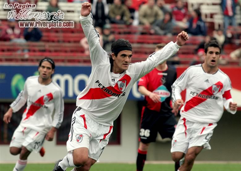 River Plate vs Newell´s Old Boys (AP 2007) 7